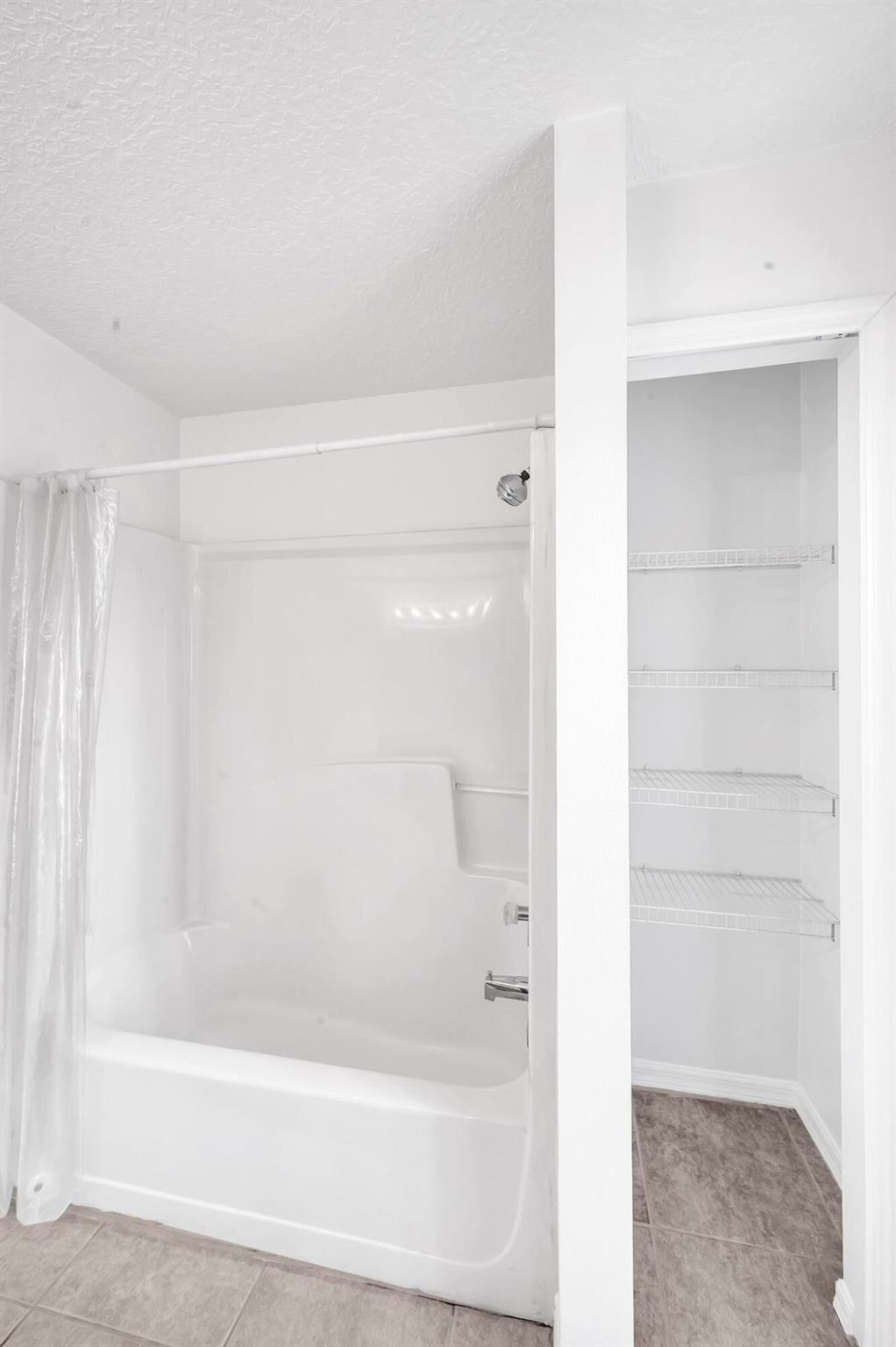 PORT ST LUCIE-SECTION 34 - Residential Lease