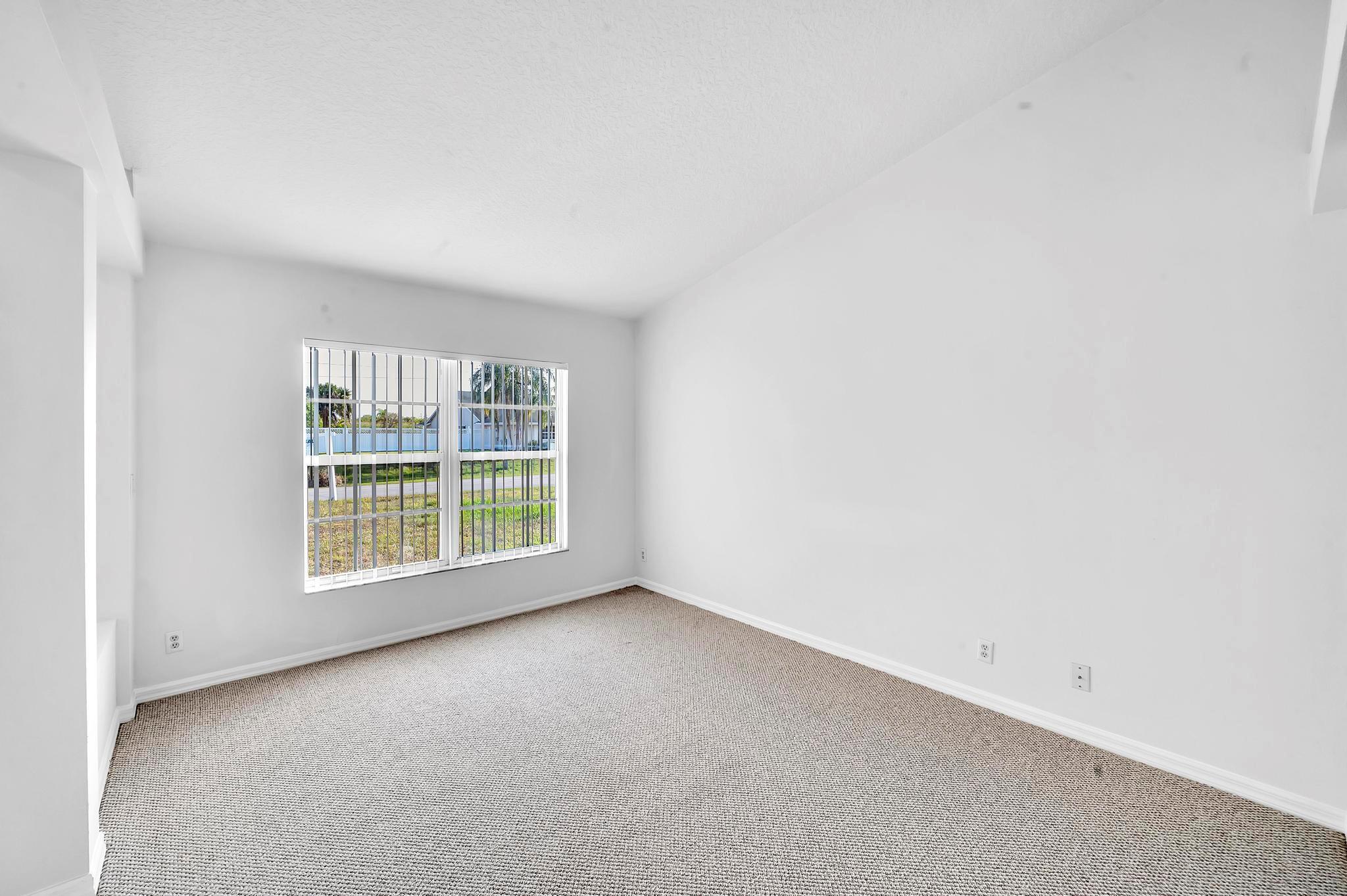 PORT ST LUCIE-SECTION 34 - Residential Lease