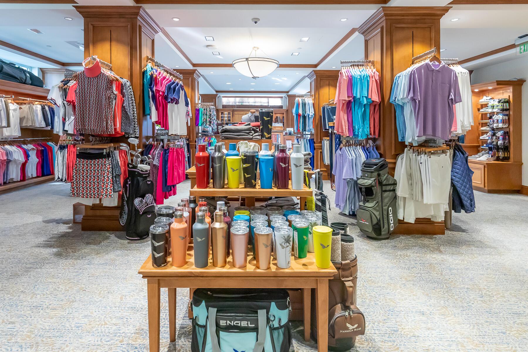 Palm City, Florida 34990, United States, 3 Bedrooms Bedrooms, ,2 BathroomsBathrooms,Residential,Active,209516