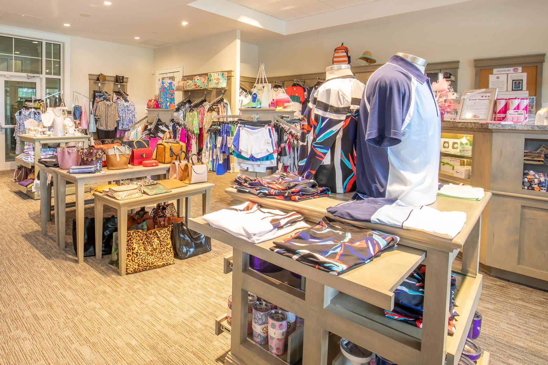 Palm City, Florida 34990, United States, 3 Bedrooms Bedrooms, ,2 BathroomsBathrooms,Residential,Active,209516