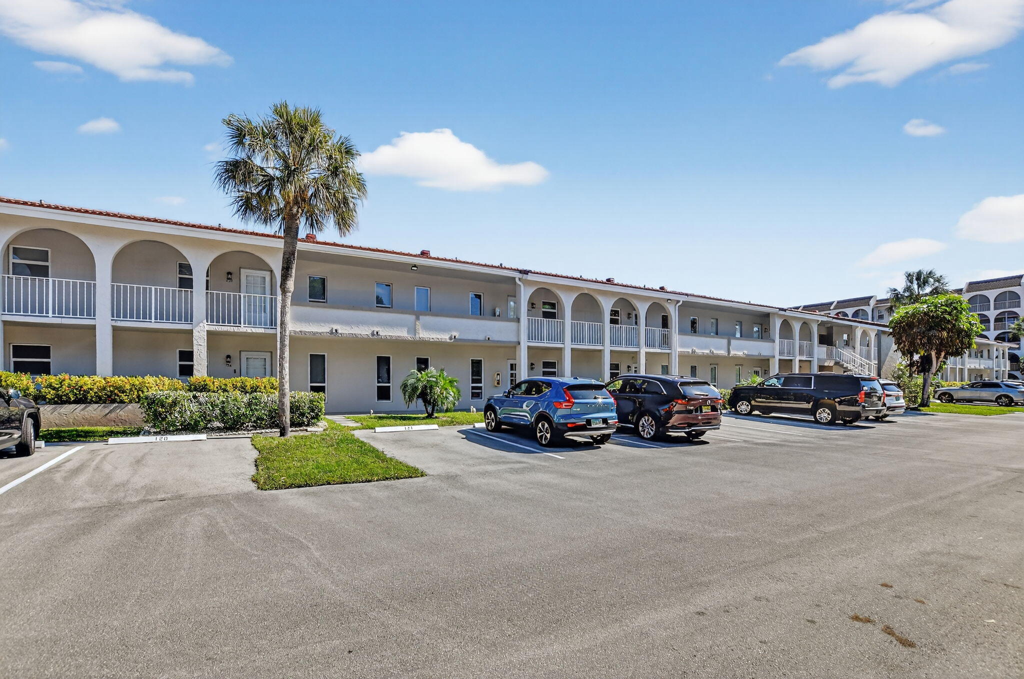 250 NE 20th Street 1300