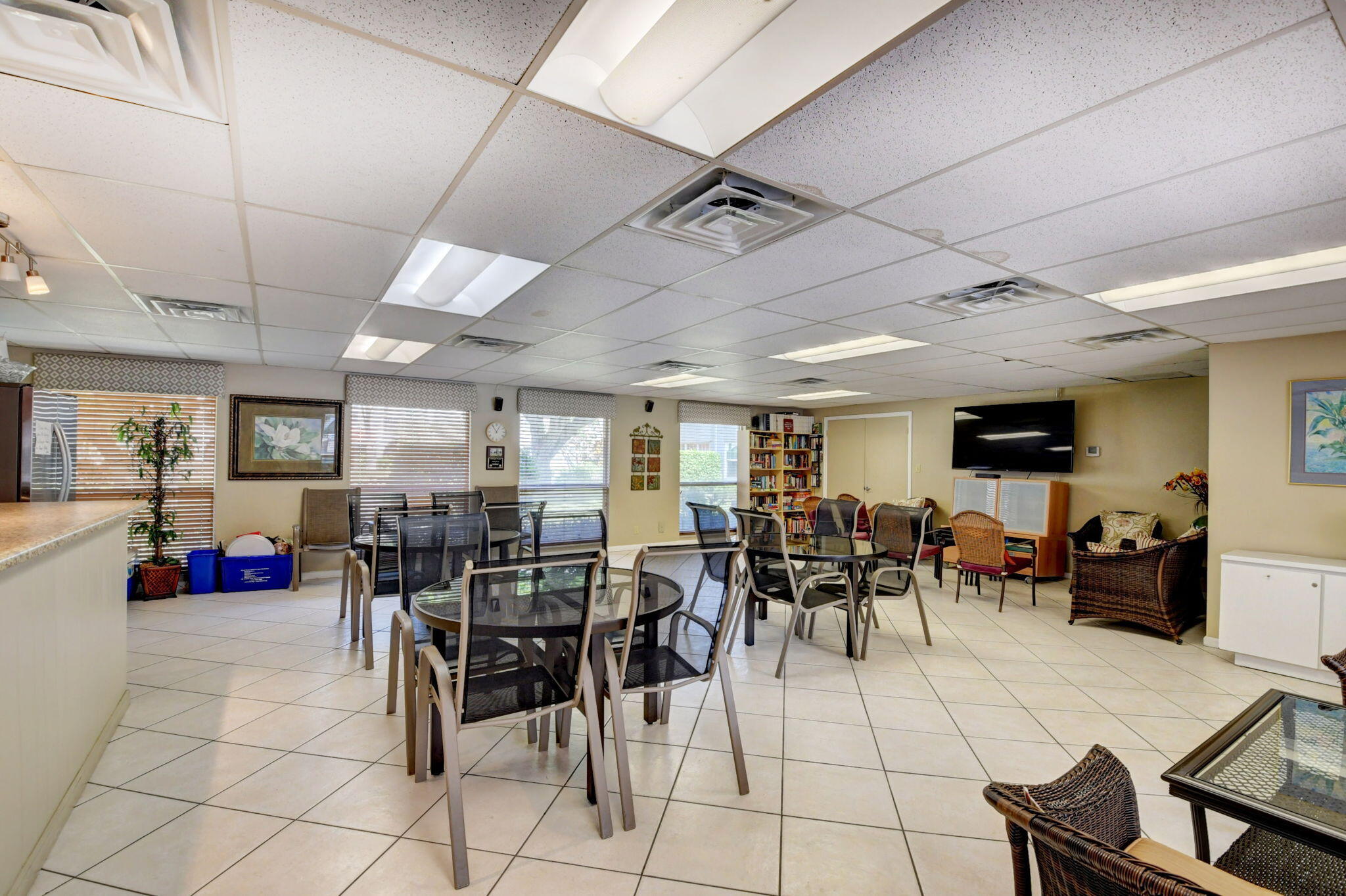 TIERRA DEL SOL CONDO - Residential