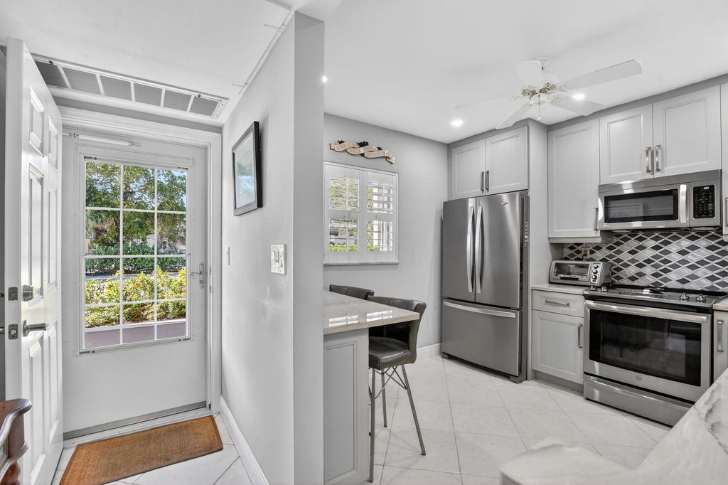 Photo of 250 NE 20th Street #1300, Boca Raton, FL 33431 (MLS # R11159380)