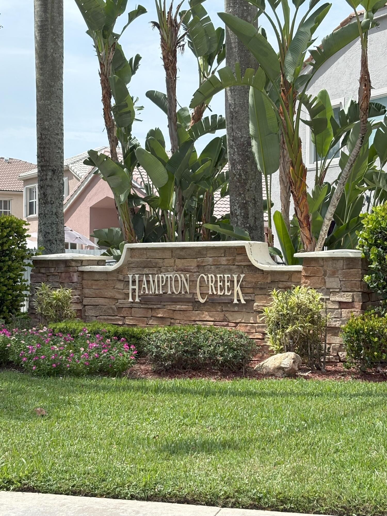 7711 Oak Grove Circle