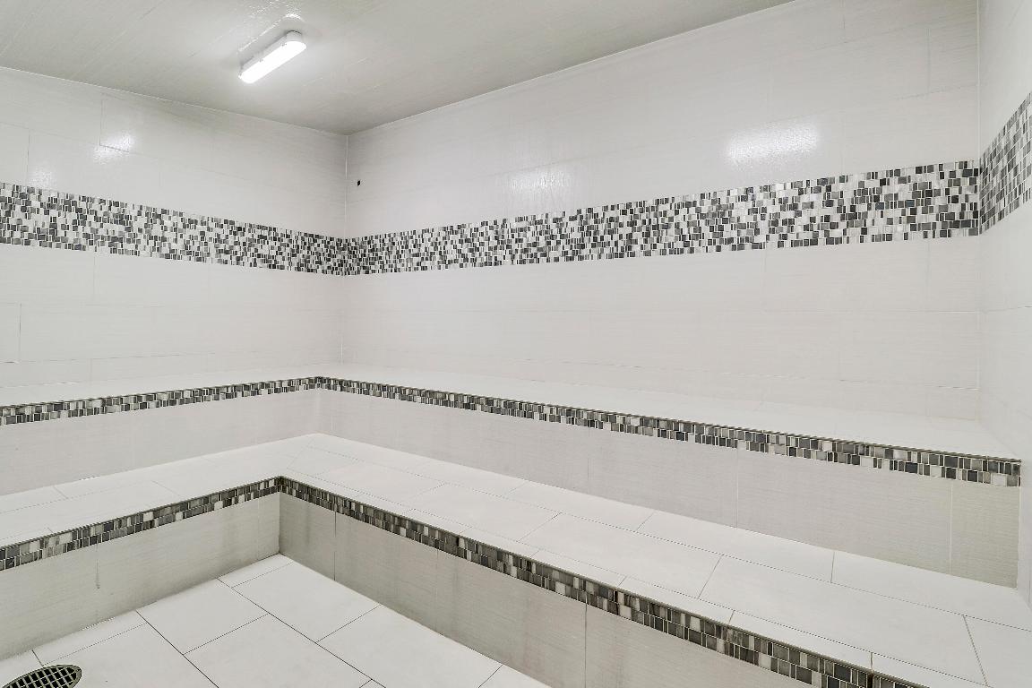 ONE CITY PLAZA CONDO - Residential