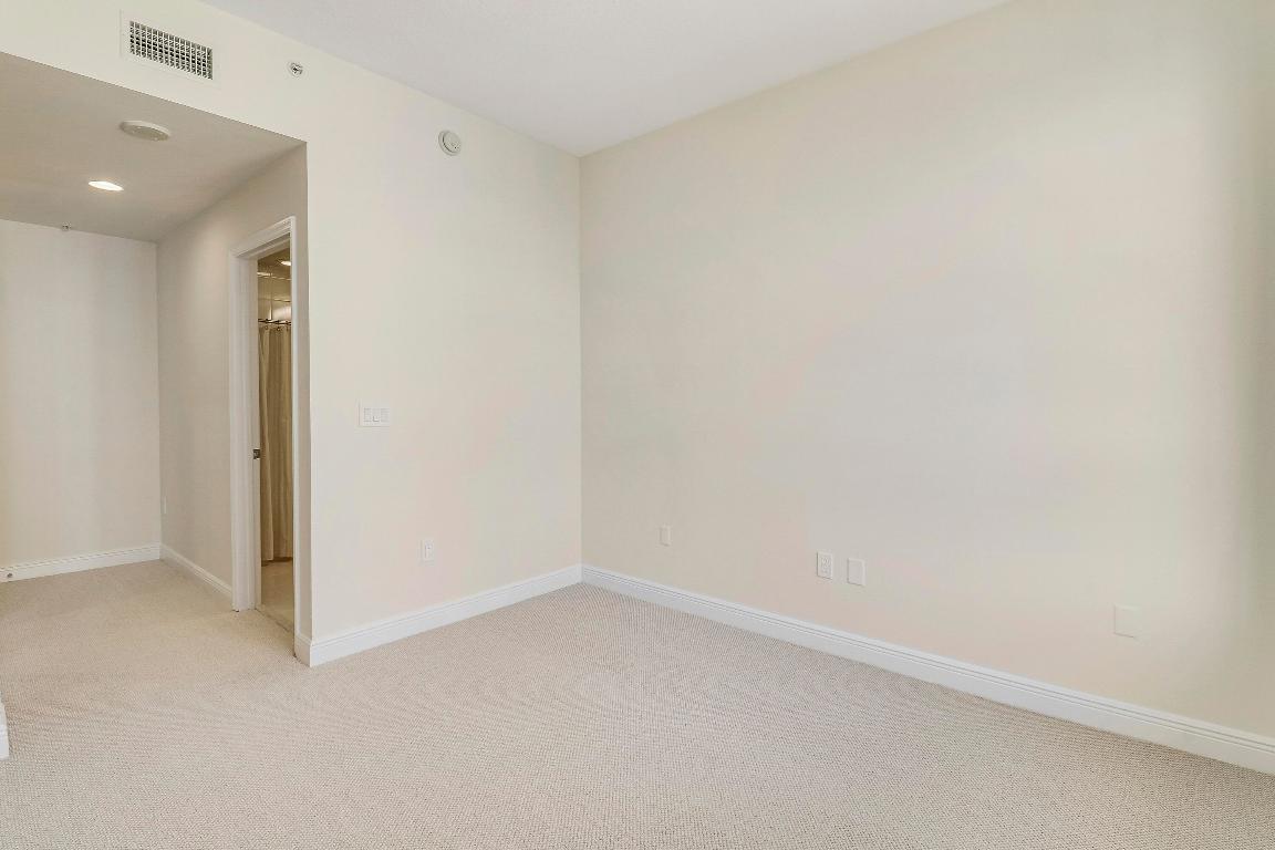 ONE CITY PLAZA CONDO - Residential