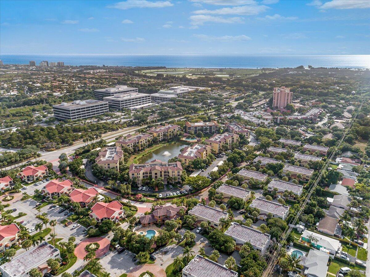 UNO LAGO - Residential