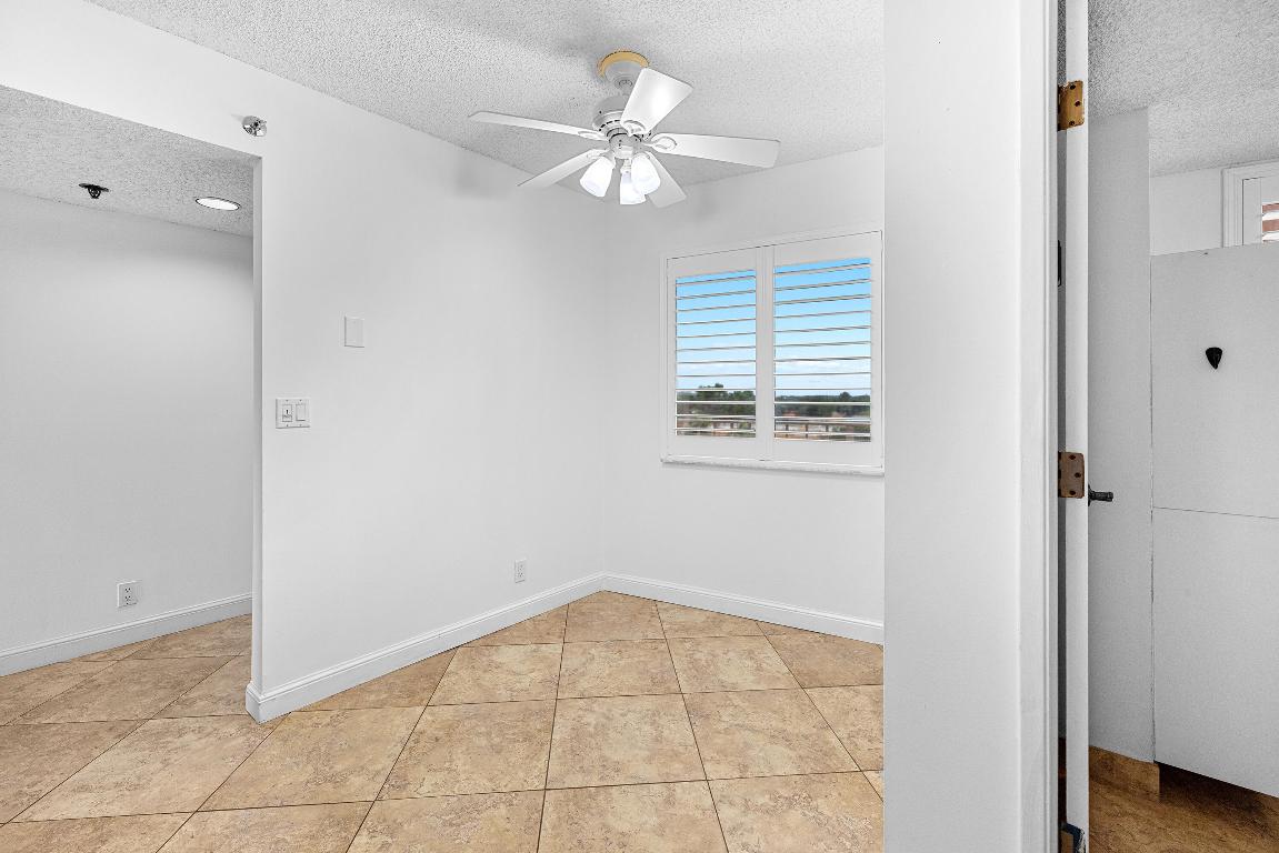 HUNTINGTON TOWERS CONDO - Residential