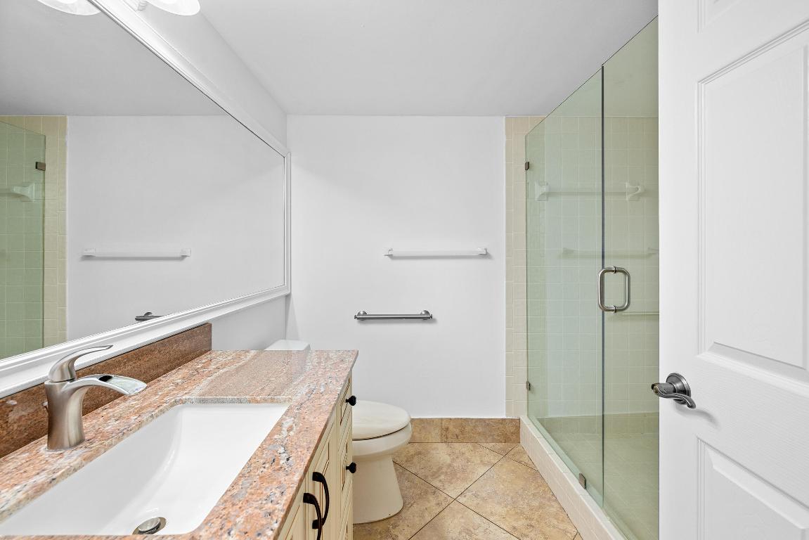 HUNTINGTON TOWERS CONDO - Residential