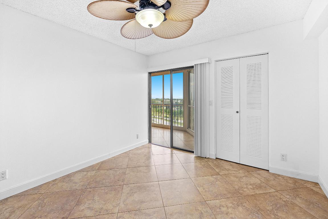 HUNTINGTON TOWERS CONDO - Residential