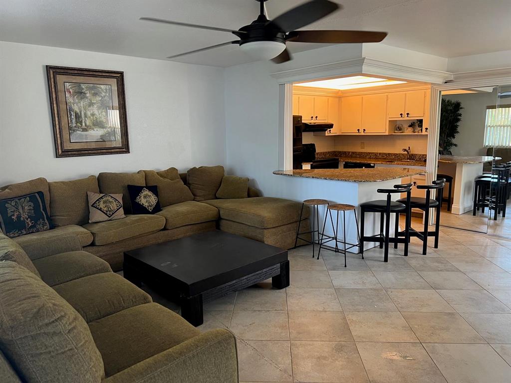 KINGS POINT PL NO 1 - Residential