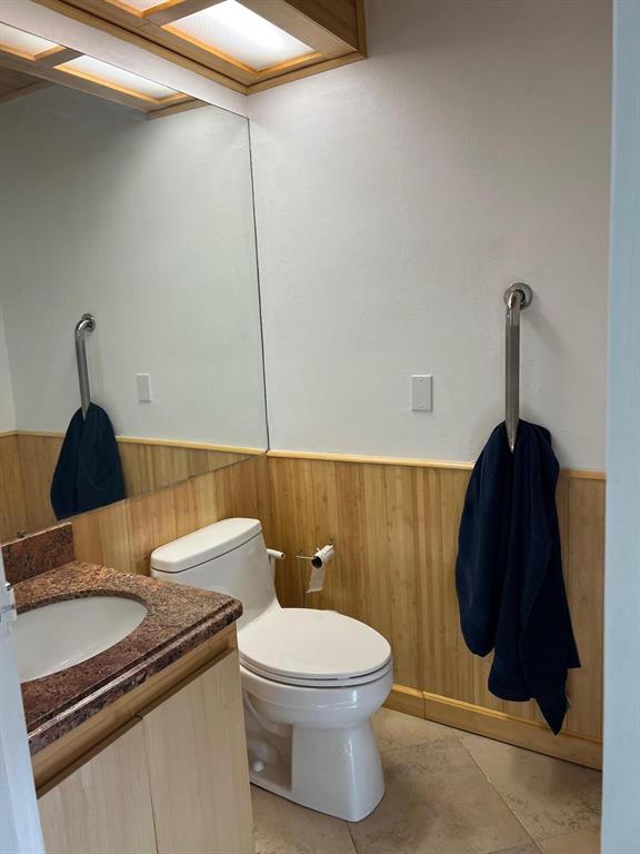 KINGS POINT PL NO 1 - Residential