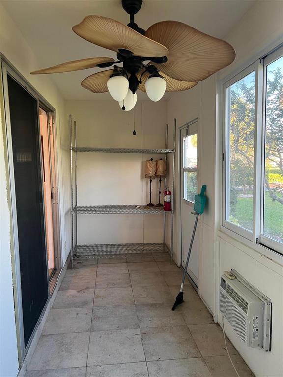 KINGS POINT PL NO 1 - Residential