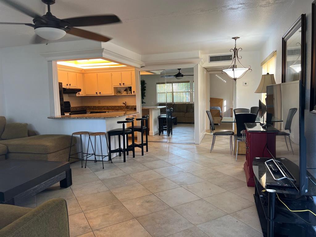 KINGS POINT PL NO 1 - Residential