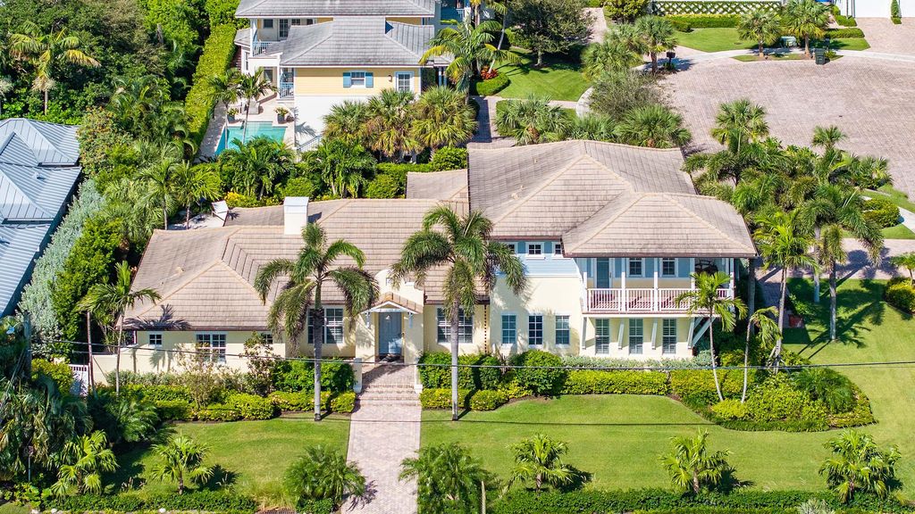 Photo of 106 Sea Lane, Delray Beach, FL 33483 (MLS # R11037974)