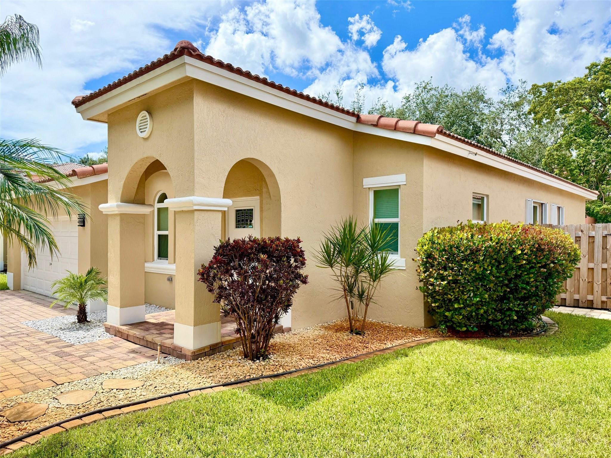 Breeding Prop 165-19 B - Residential