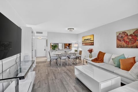Tiny photo for 7500 NW 1st Court #302-3, Plantation, FL 33317 (MLS # B26050515)