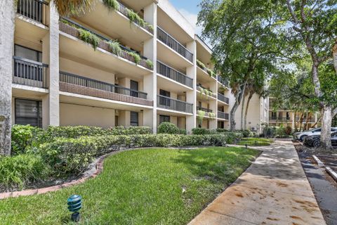 Tiny photo for 7500 NW 1st Court #302-3, Plantation, FL 33317 (MLS # B26050515)