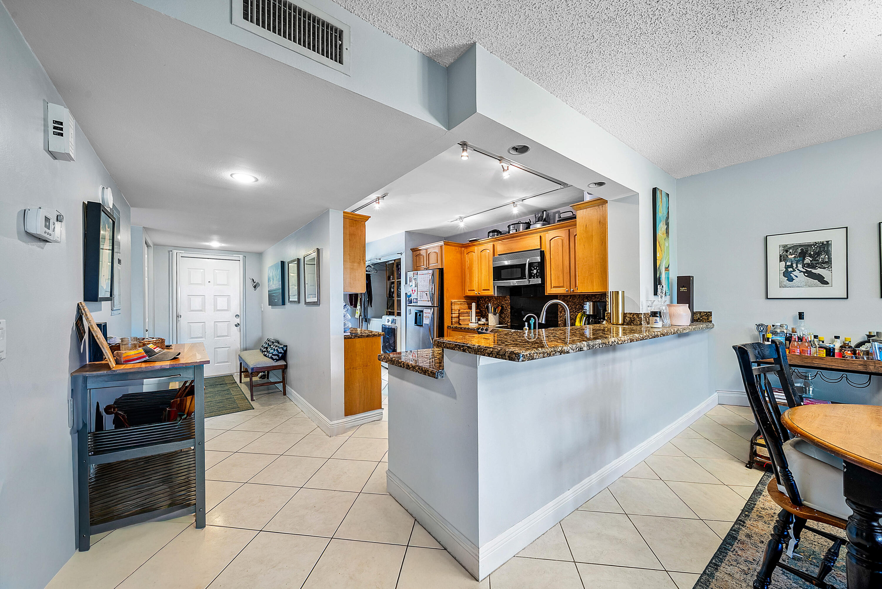 DELRAY OAKS WEST CONDO - Residential