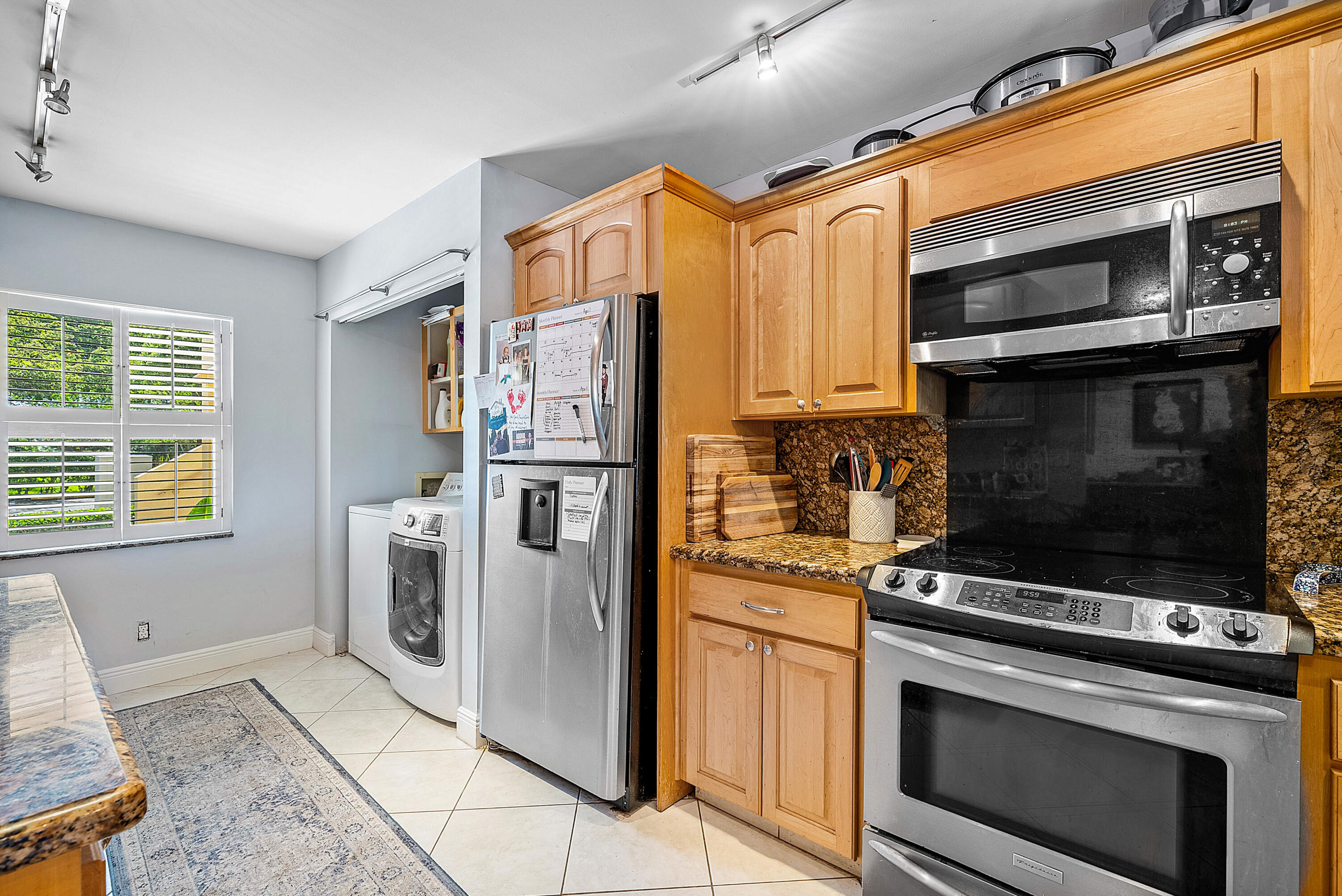 DELRAY OAKS WEST CONDO - Residential