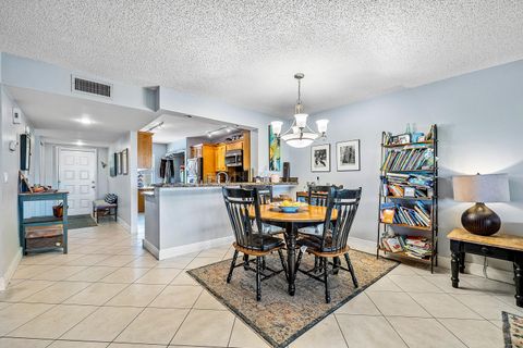 Tiny photo for 2900 SW 22nd Circle #221f, Delray Beach, FL 33445 (MLS # B26017843)
