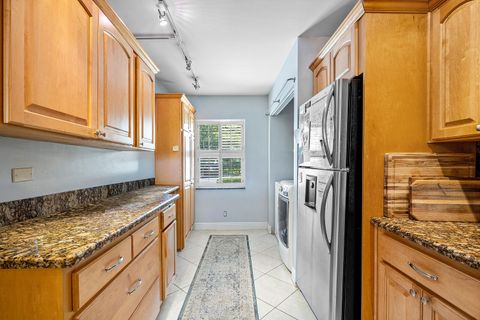 Tiny photo for 2900 SW 22nd Circle #221f, Delray Beach, FL 33445 (MLS # B26017843)