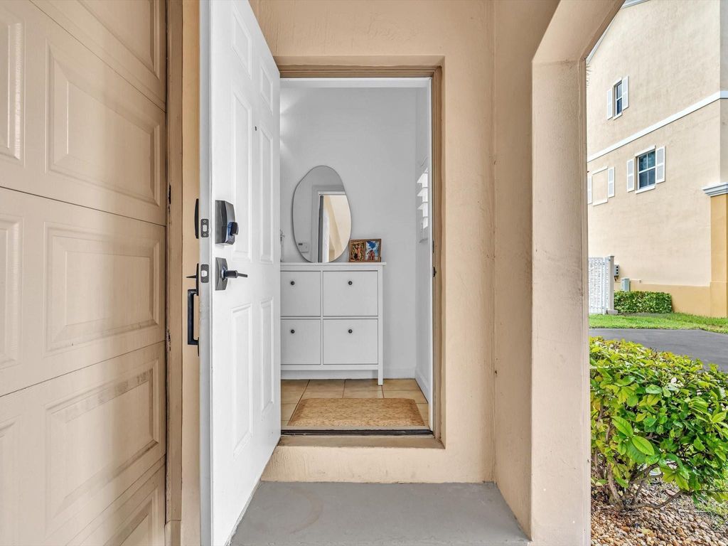 Photo of 2329 Vintage Drive, Pompano Beach, FL 33064 (MLS # F10554932)