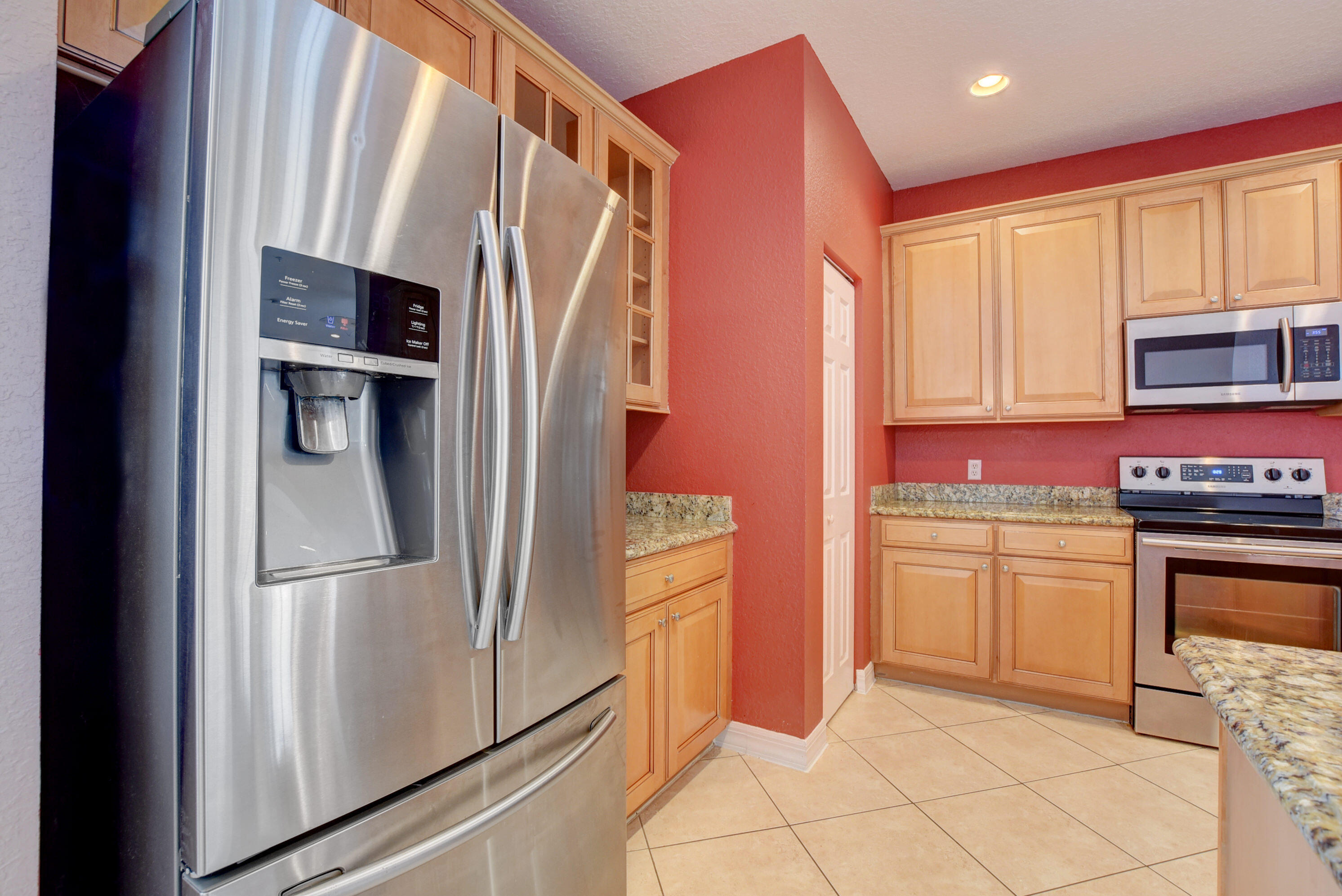 OCEAN CAY - Residential Lease