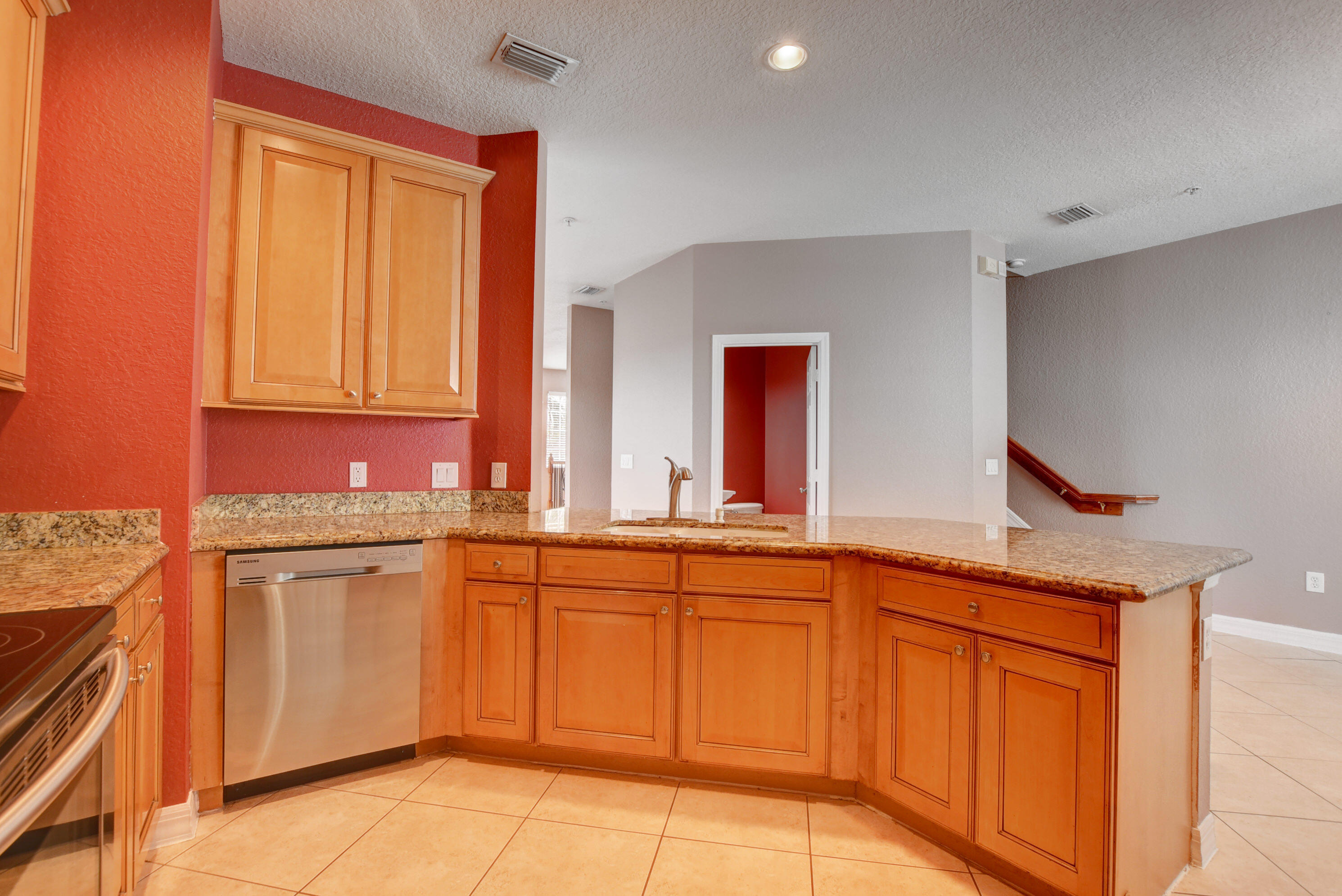 OCEAN CAY - Residential Lease