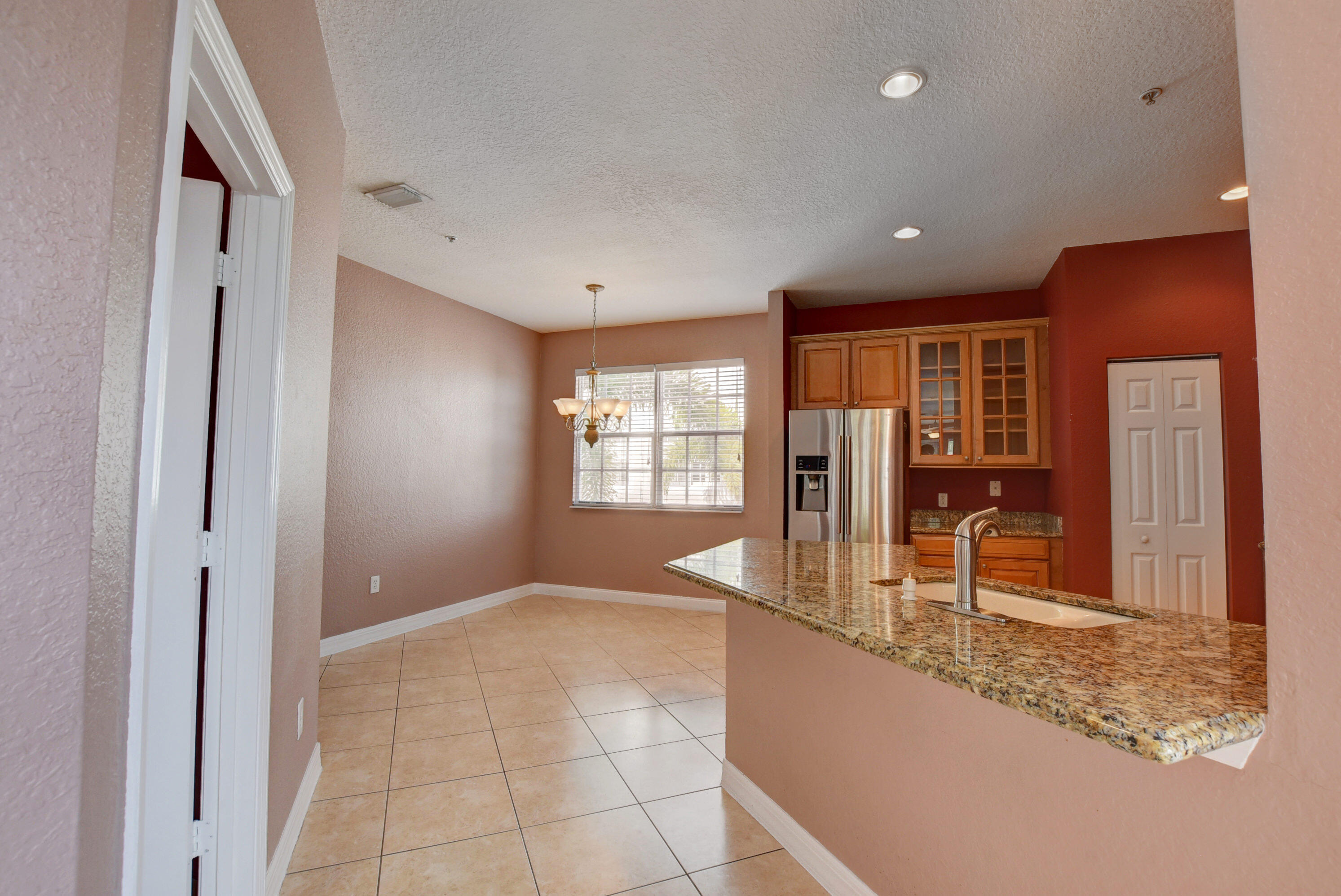 OCEAN CAY - Residential Lease