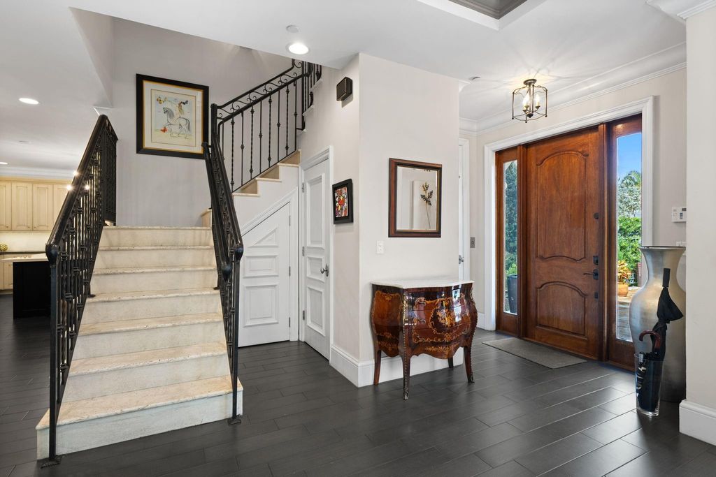 Photo of 645 NE 17th Way #645, Fort Lauderdale, FL 33304 (MLS # F10556230)