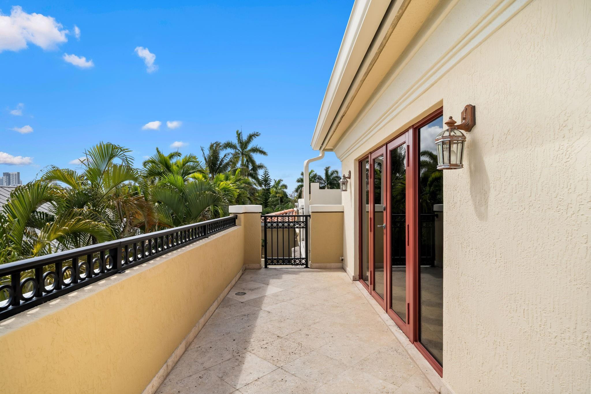 Seven Corners Townhomes - Residential