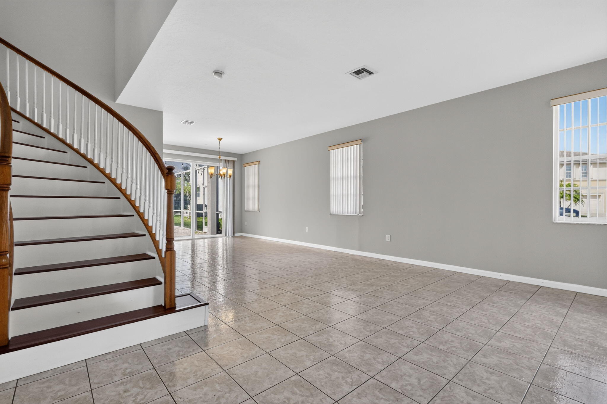 9855 Woolworth Court Court
