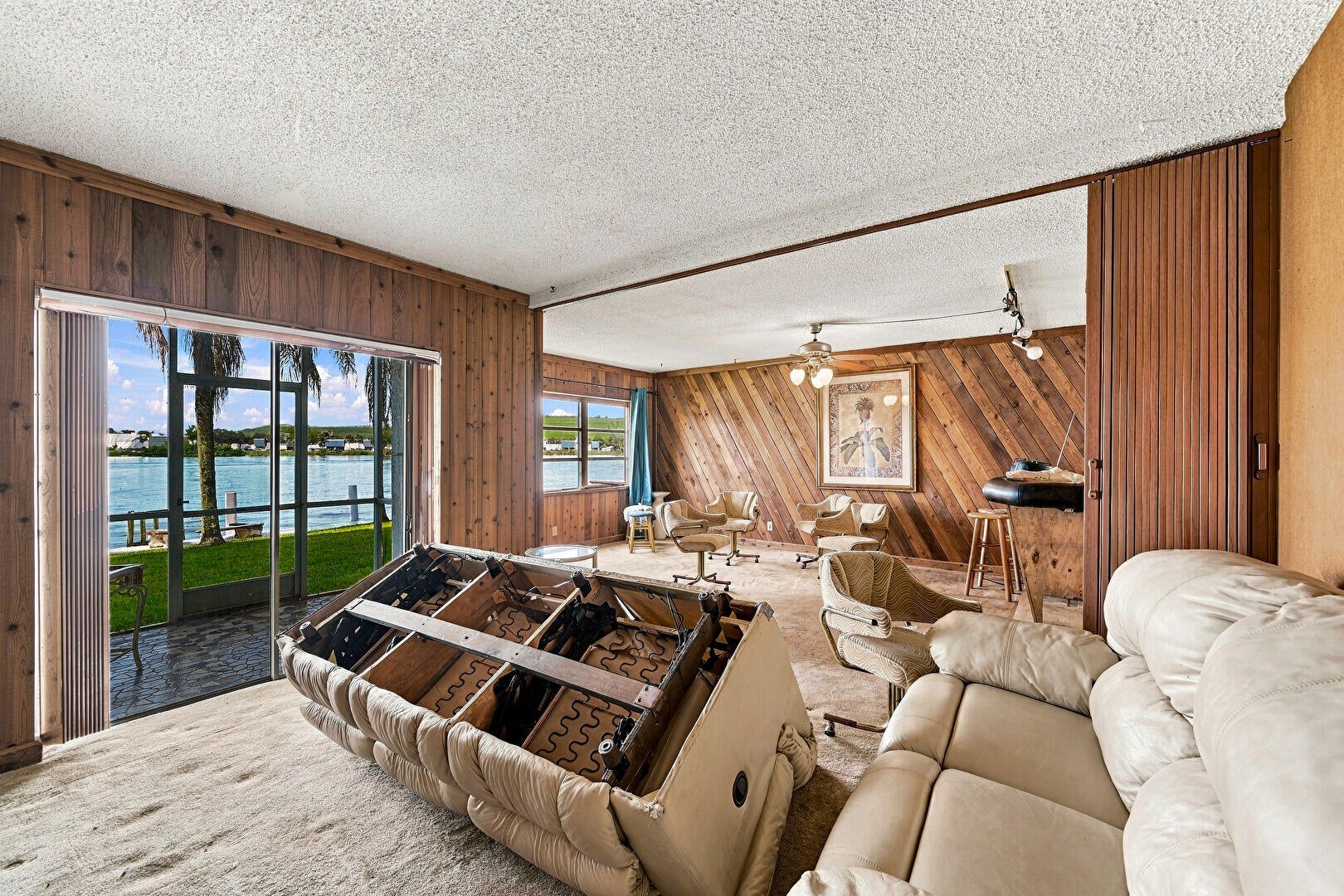 4311 CRYSTAL LAKE Drive 110