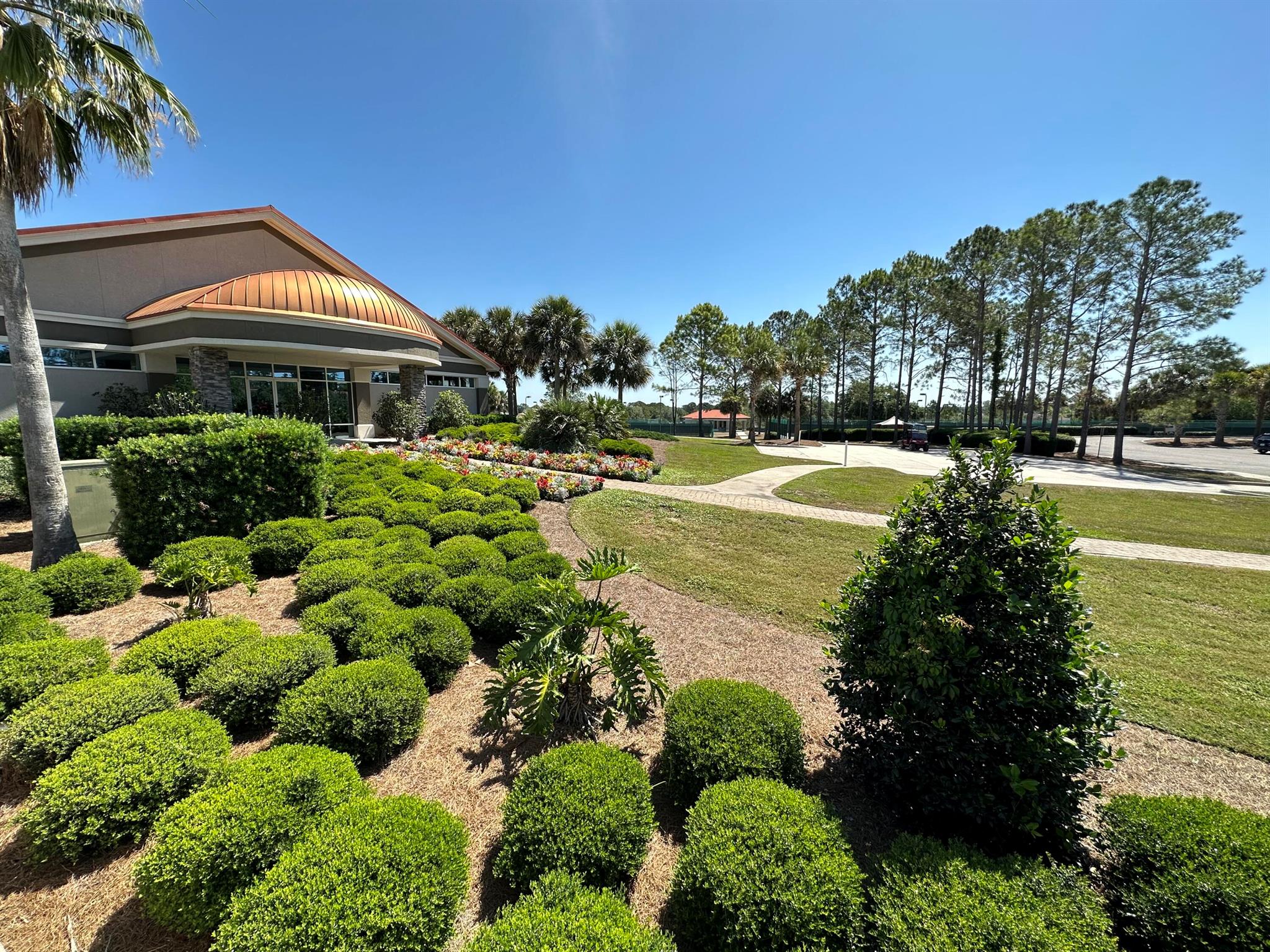 ON TOP OF THE WORLD - PHA - Residential