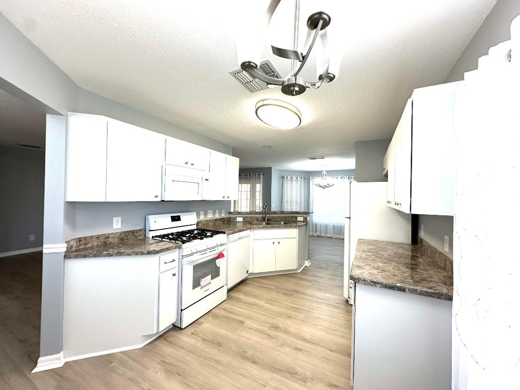 ON TOP OF THE WORLD - PHASE 1-A; PROVIDENCE - Residential