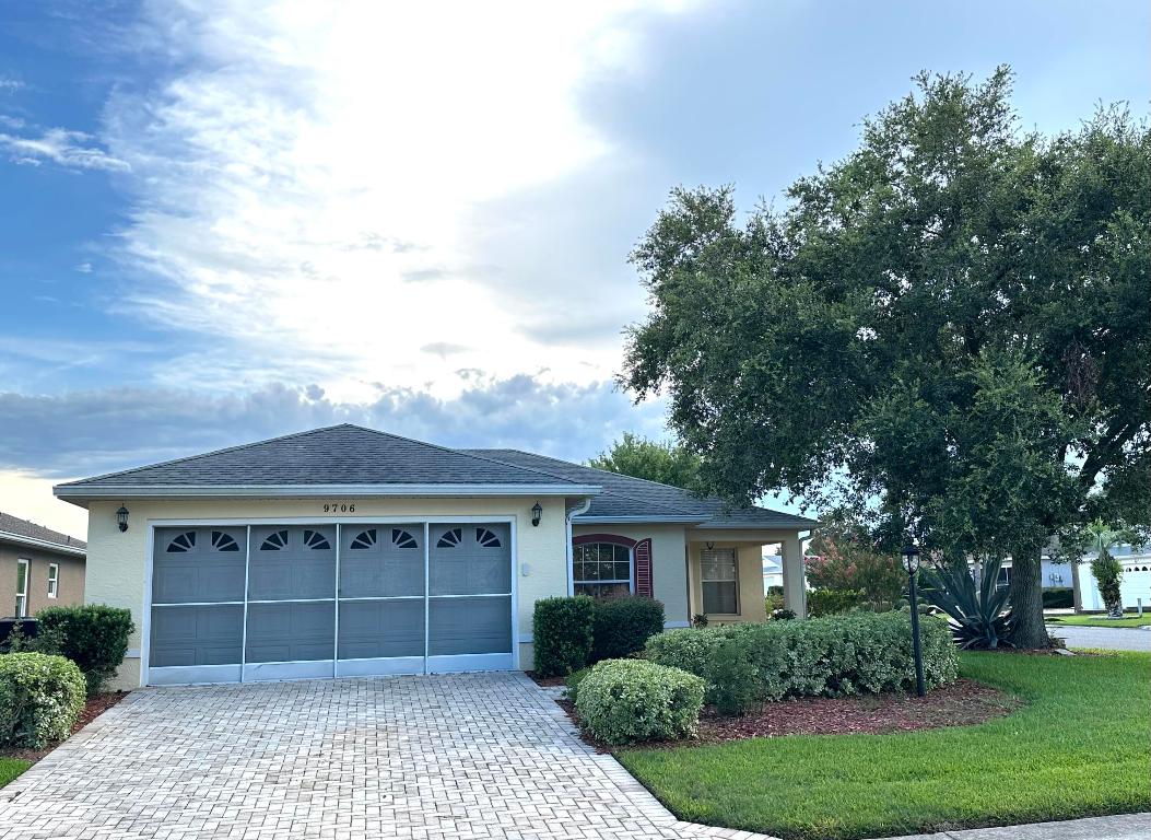 ON TOP OF THE WORLD - PHASE 1-A; PROVIDENCE - Residential