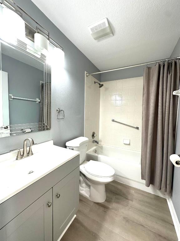 ON TOP OF THE WORLD - PHASE 1-A; PROVIDENCE - Residential