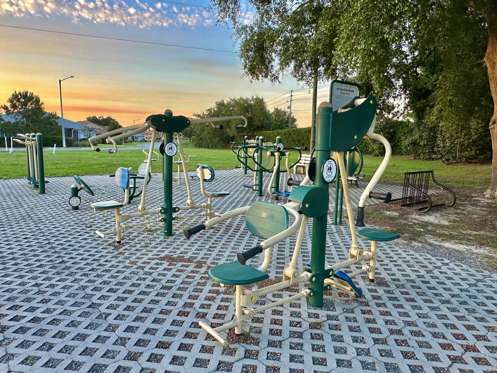 ON TOP OF THE WORLD - PHA - Residential