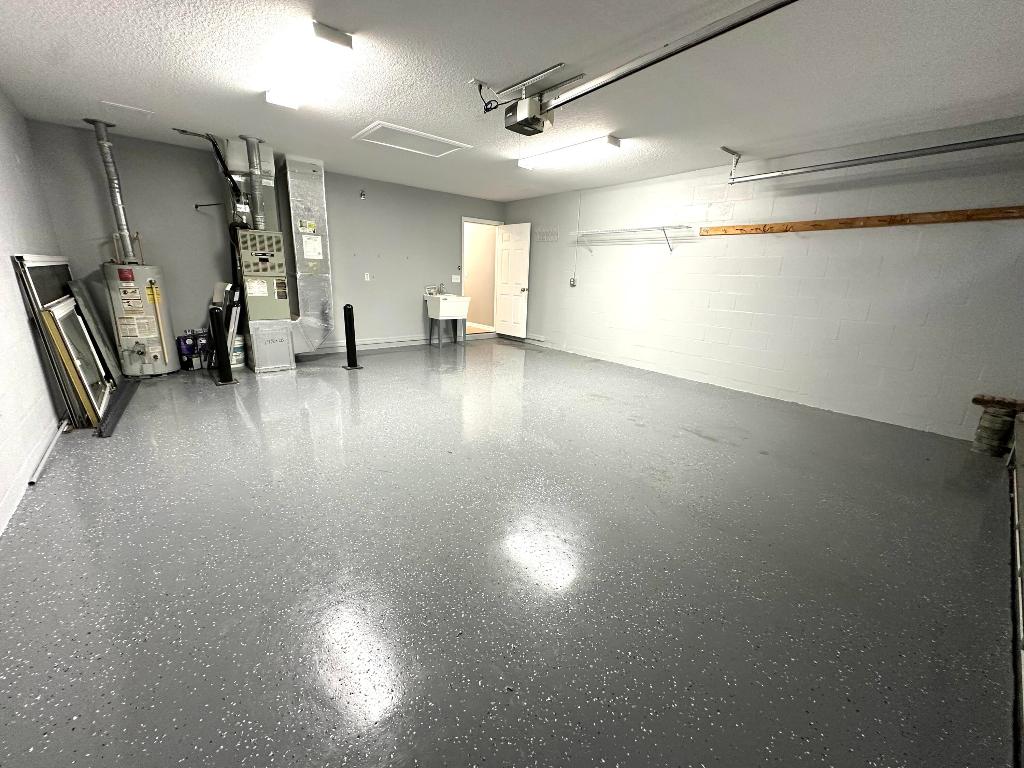 ON TOP OF THE WORLD - PHASE 1-A; PROVIDENCE - Residential