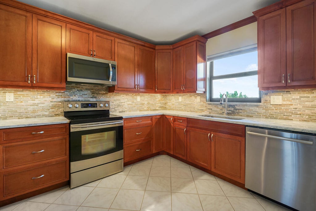 Photo of 300 N Hwy A1A #F-306, Jupiter, FL 33477 (MLS # B26053888)