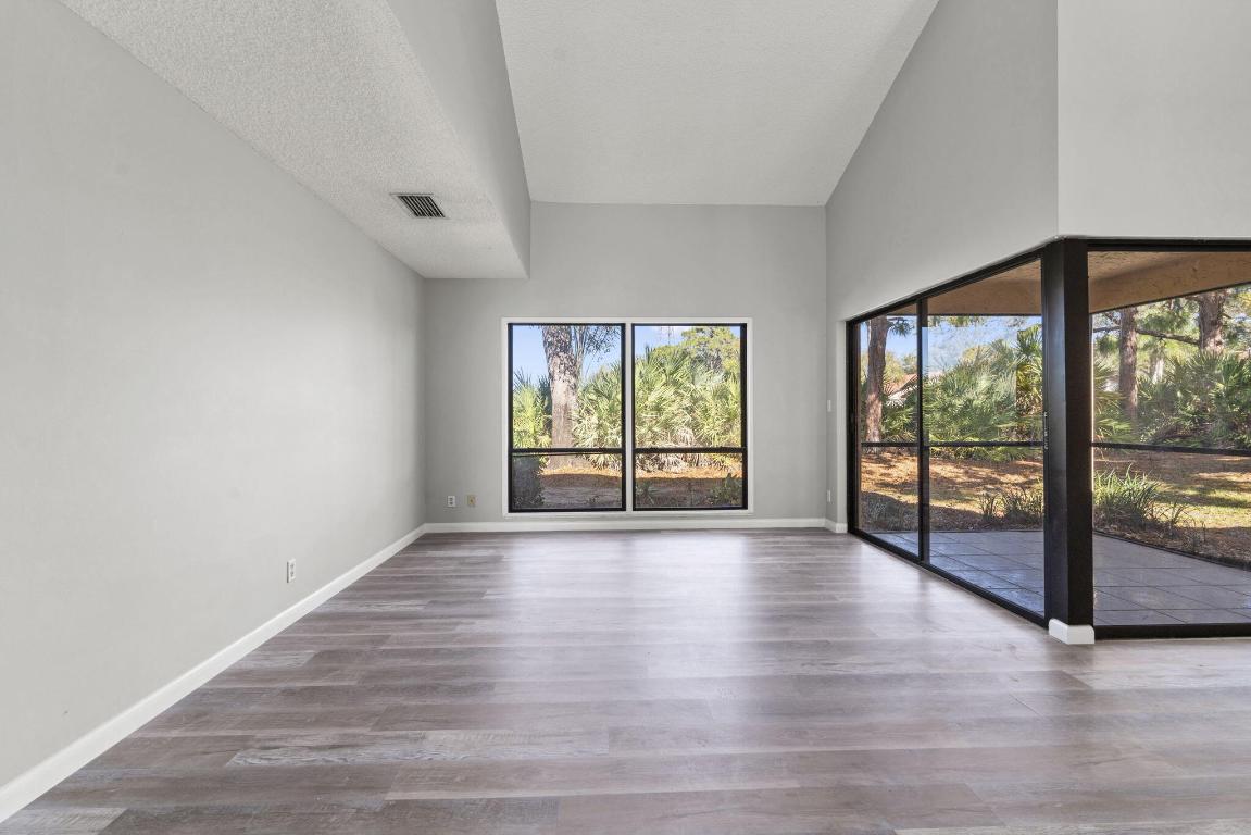 QUAIL MEADOW AT MARTIN DOWNS (AKA MARTIN DOWNS PLA - Residential