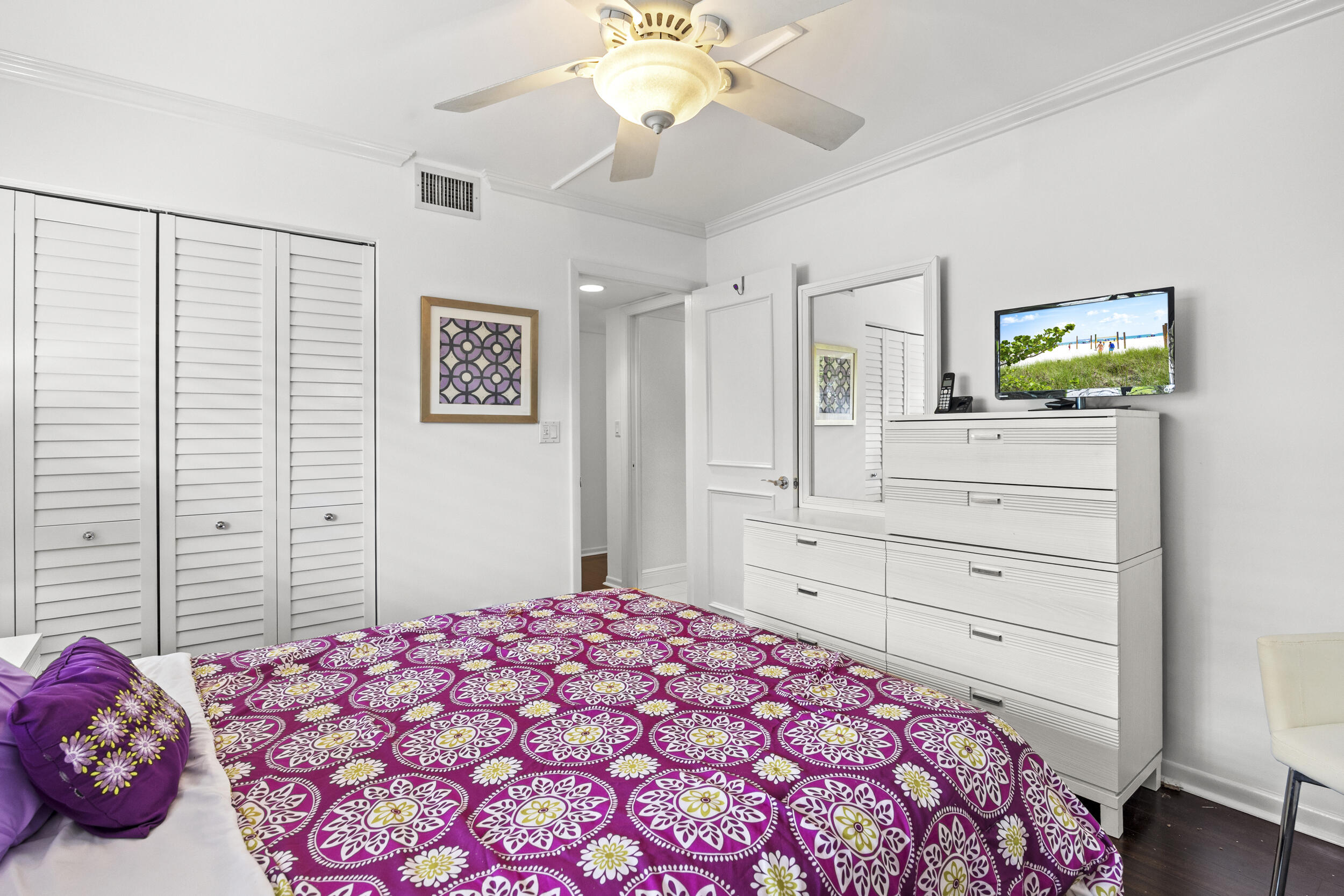 HUNTINGTON LAKES SEC THREE CONDOS - Residential
