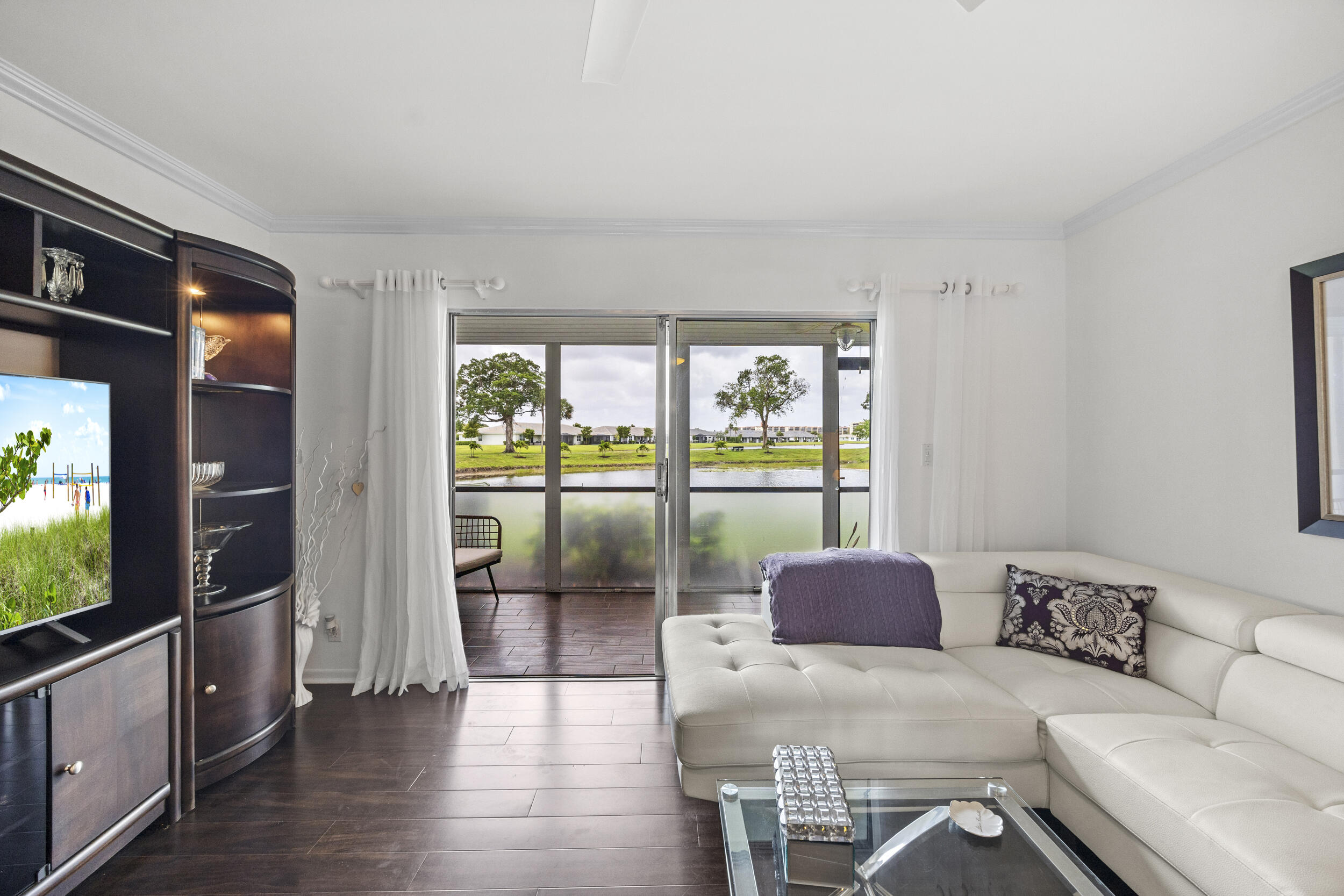 HUNTINGTON LAKES SEC THREE CONDOS - Residential