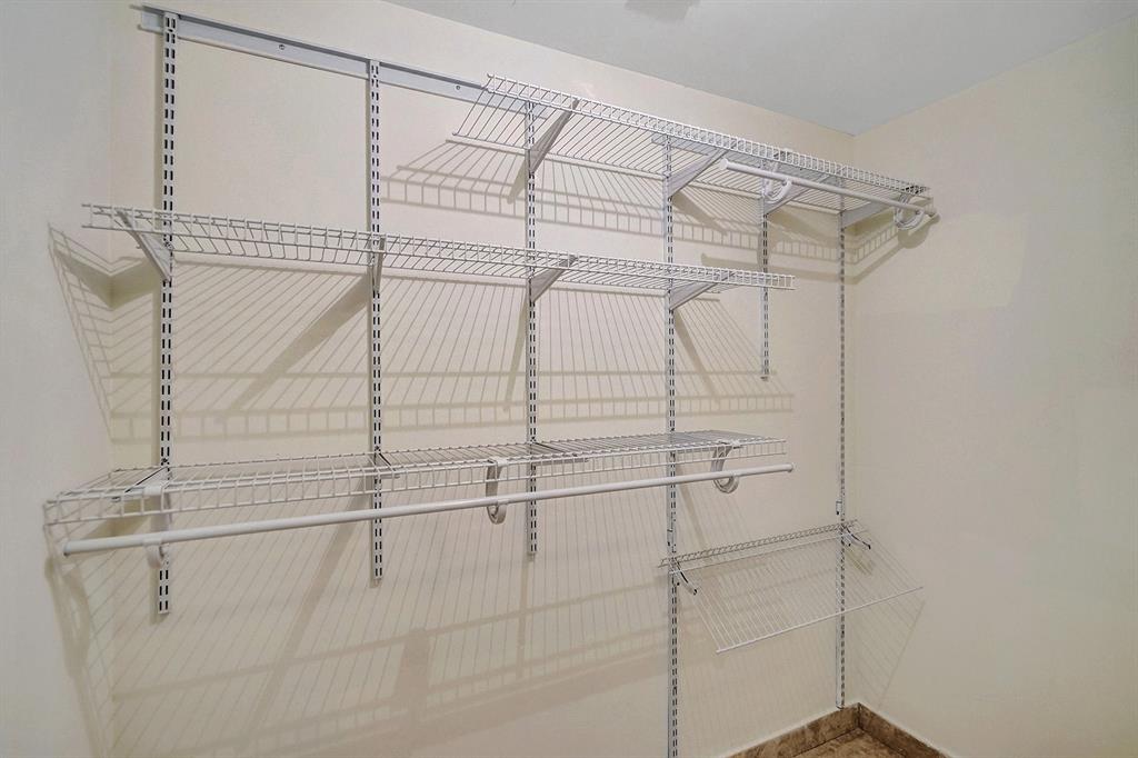 LOFTS AT MAYFAIR CONDO - Residential