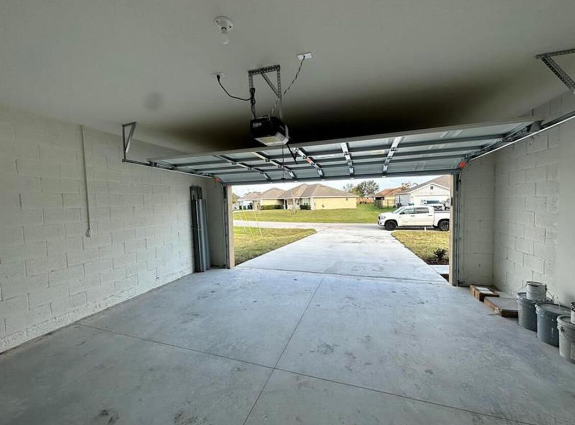 PORT ST LUCIE SECTION 36 - Residential Lease