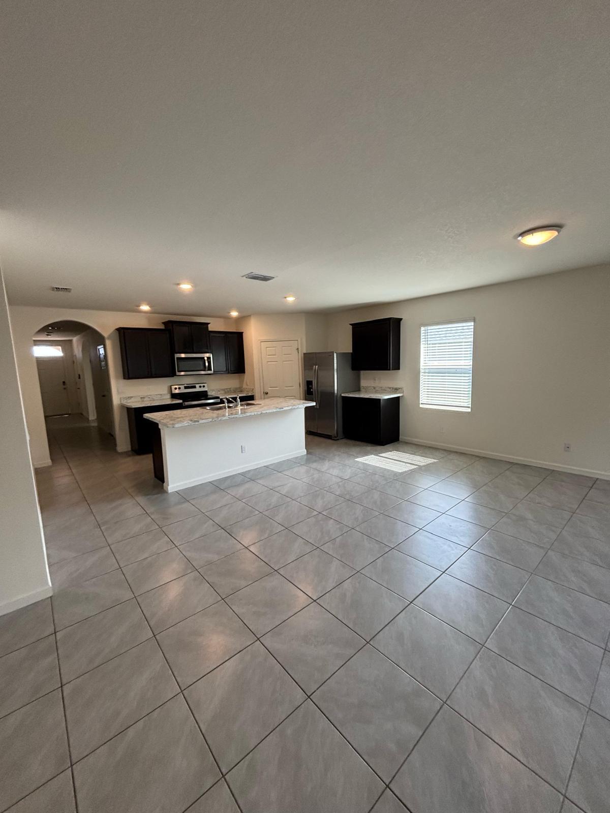 PORT ST LUCIE SECTION 36 - Residential Lease