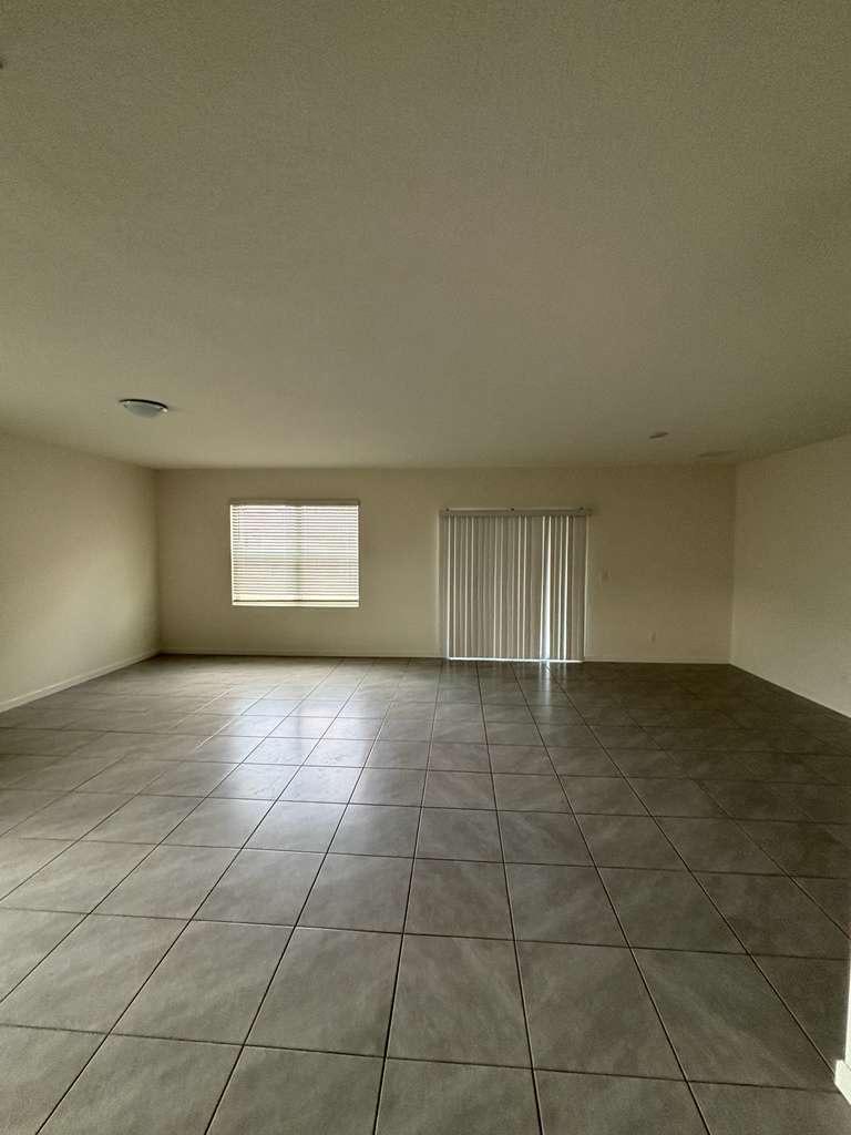 PORT ST LUCIE SECTION 36 - Residential Lease