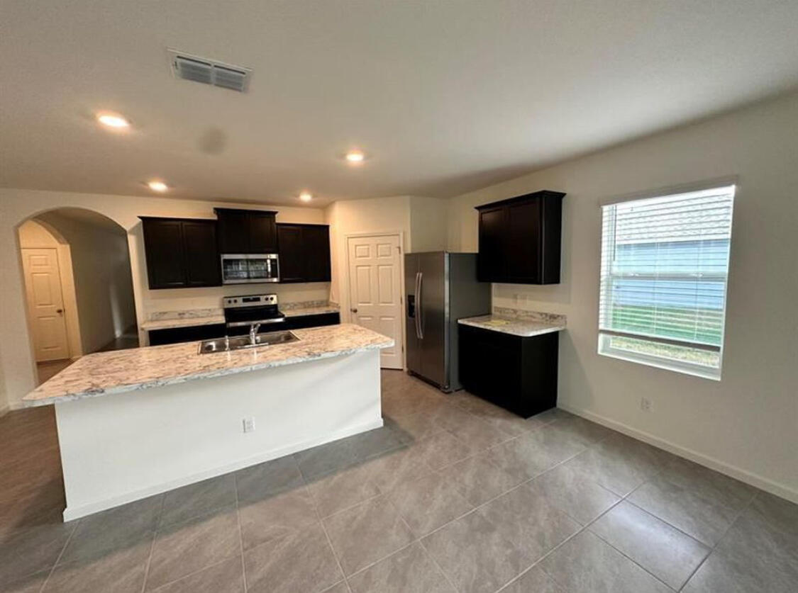 PORT ST LUCIE SECTION 36 - Residential Lease