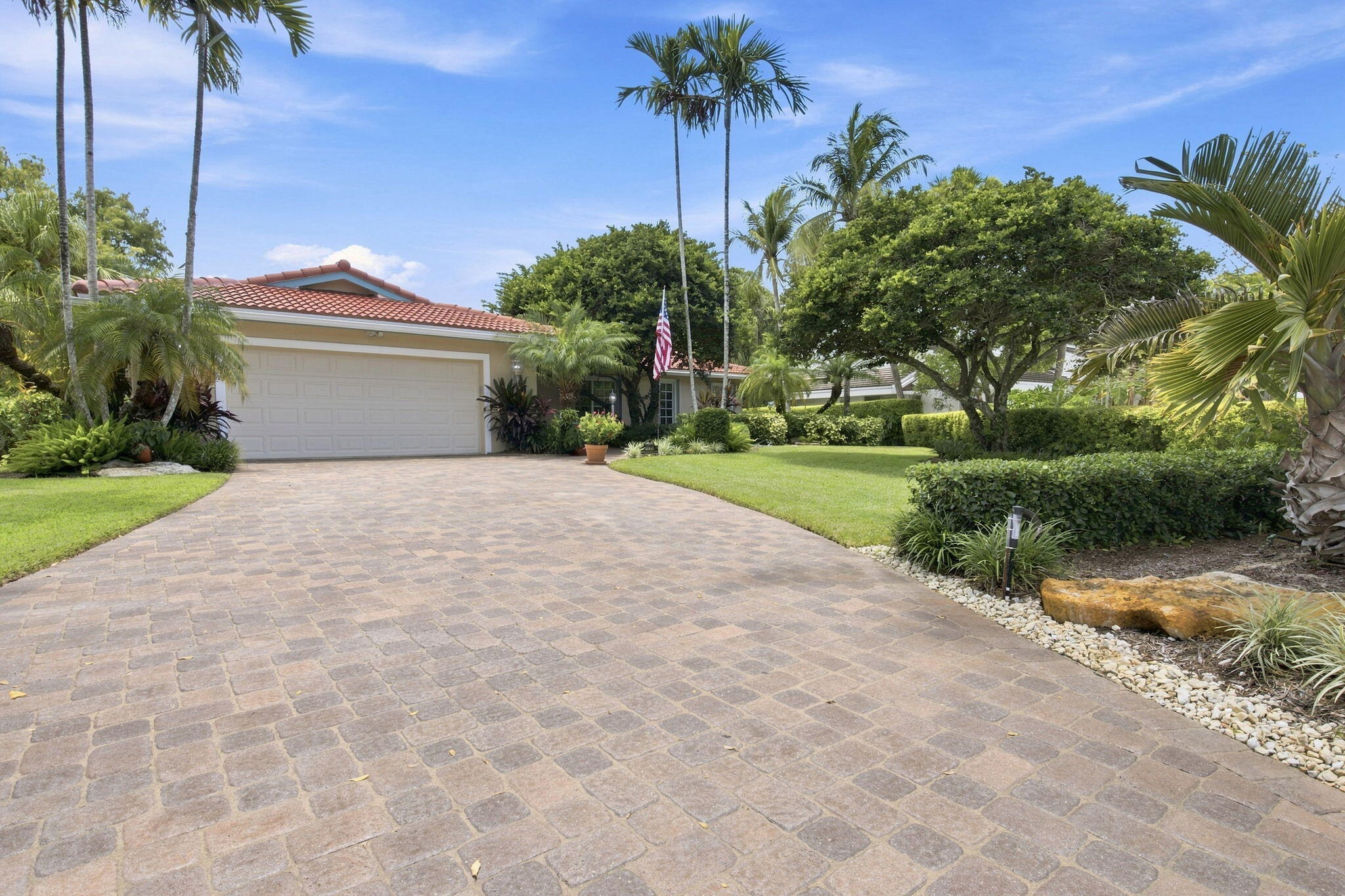 4060 Cypress Hammock Lane